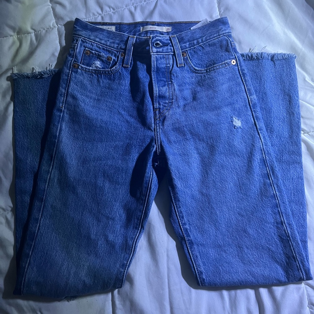 Levi’s wedgie jeans, good condition.